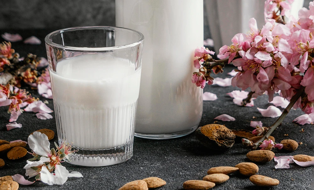 Kako da napravite bademovo mleko kod kuće?