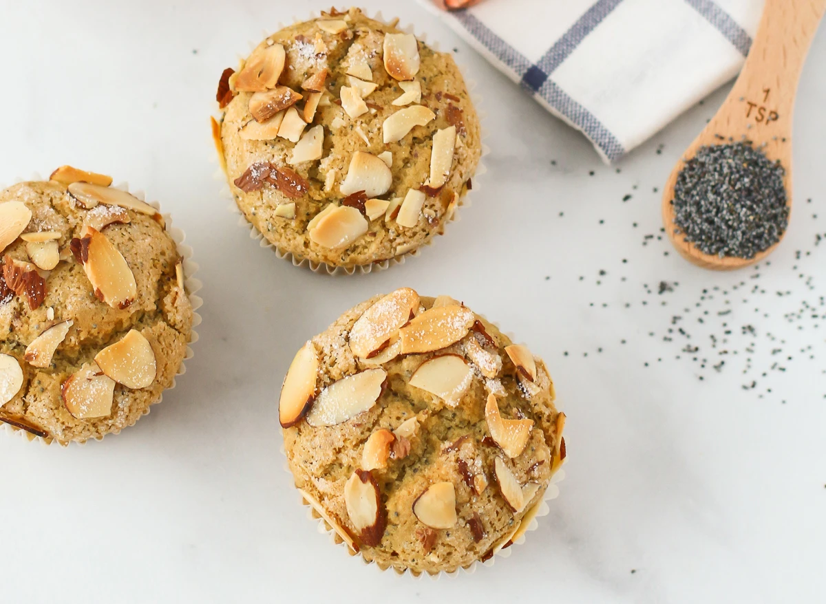 Mafini sa bademom i makom